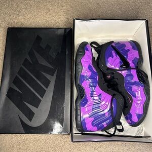 Nike Kids' Purple & Black Camo Foamposite Sneakers